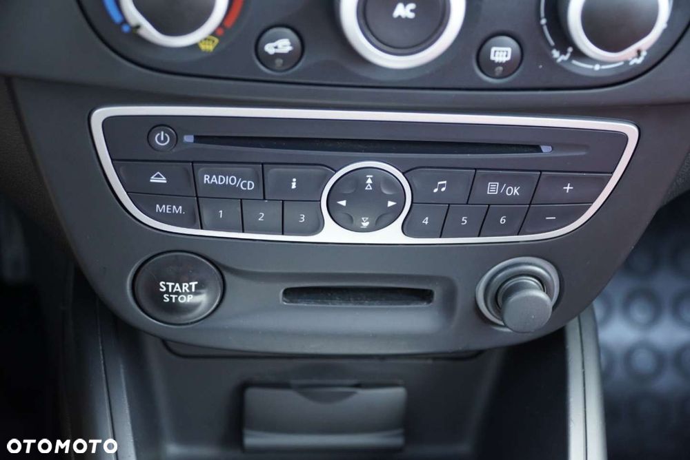 Renault Megane 2.0 16V Dynamique CVT - 19