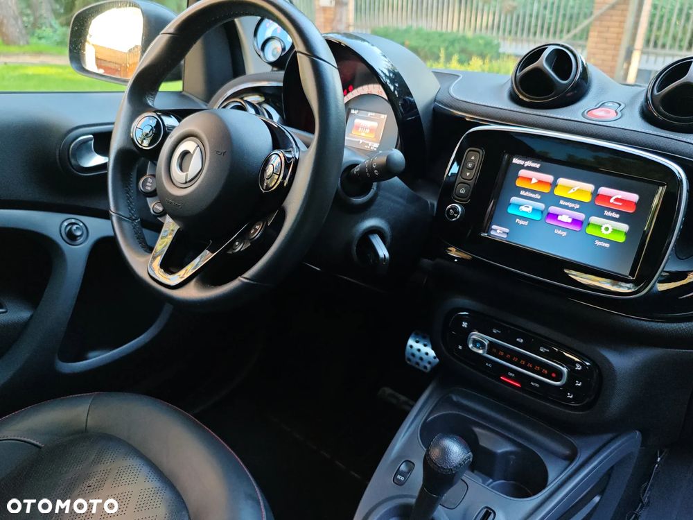 Smart Fortwo EQ - 16