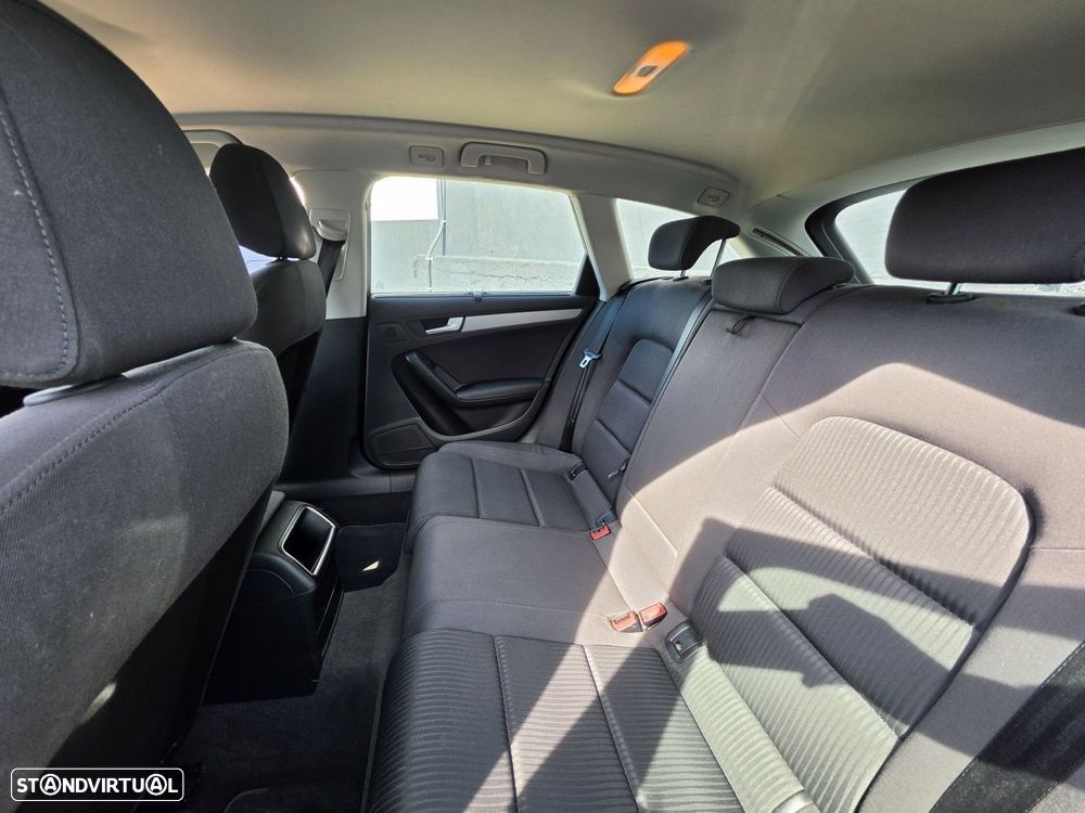 Audi A4 Avant 2.0 TDI Sport - 3