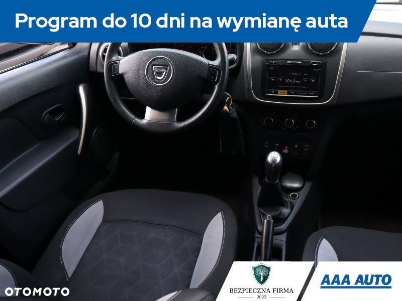 Dacia Sandero - 8