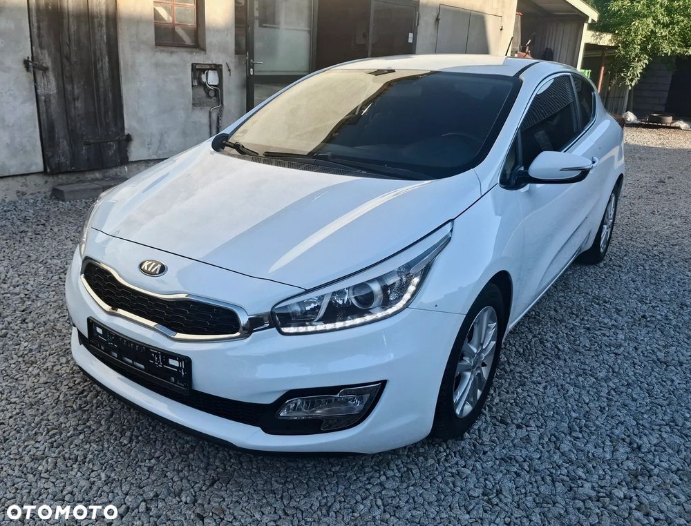 Kia ProCeed - 2