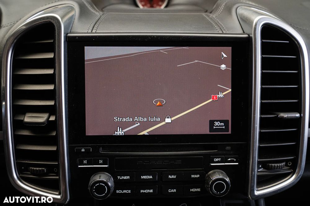 Porsche Cayenne GTS Tiptronic S - 19