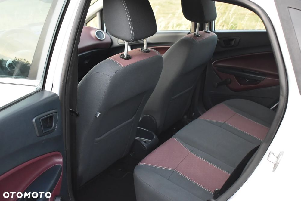 Ford Fiesta 1.25 Titanium - 21