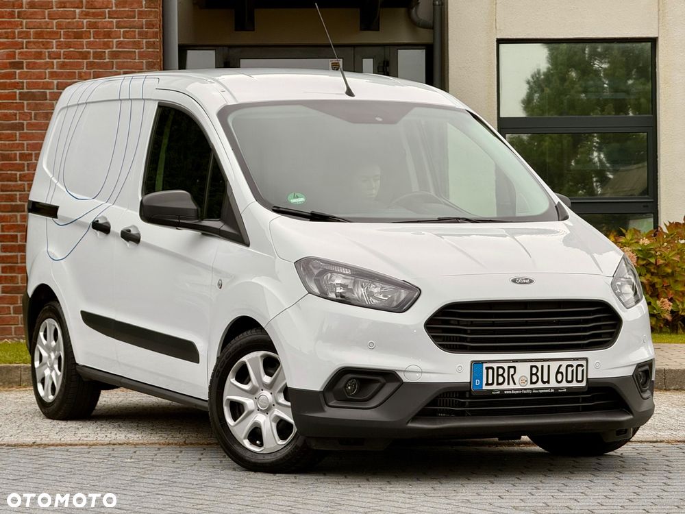 Ford Transit Courier - 4