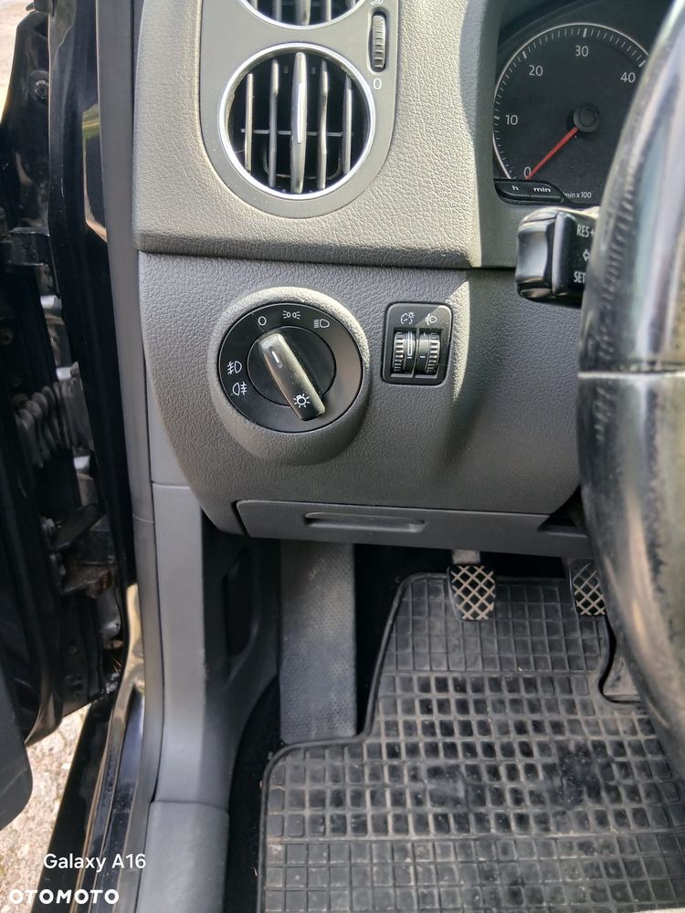 Volkswagen Golf Plus 1.9 TDI Tour - 14