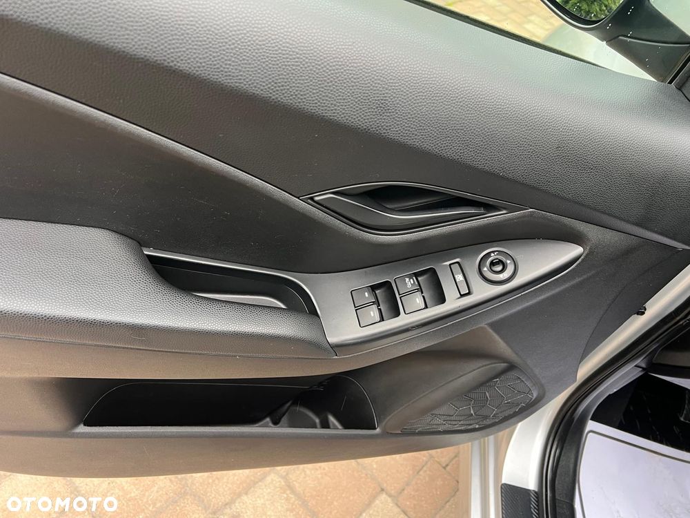 Hyundai ix20 1.4 Trend - 12