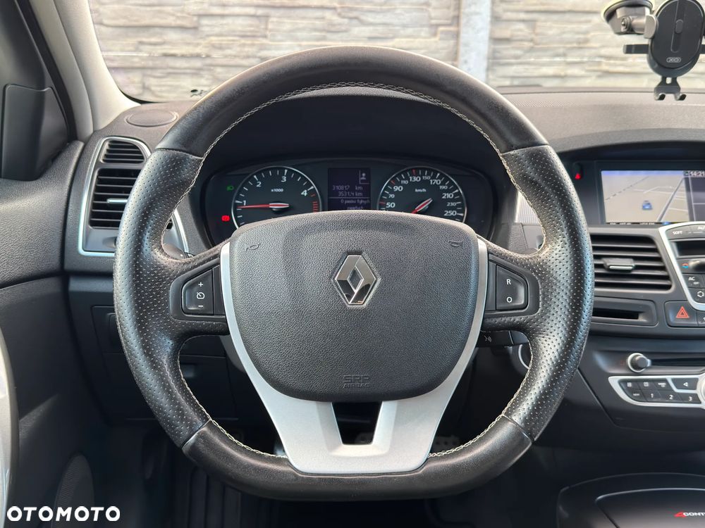 Renault Laguna 2.0 dCi Initiale ESM - 26