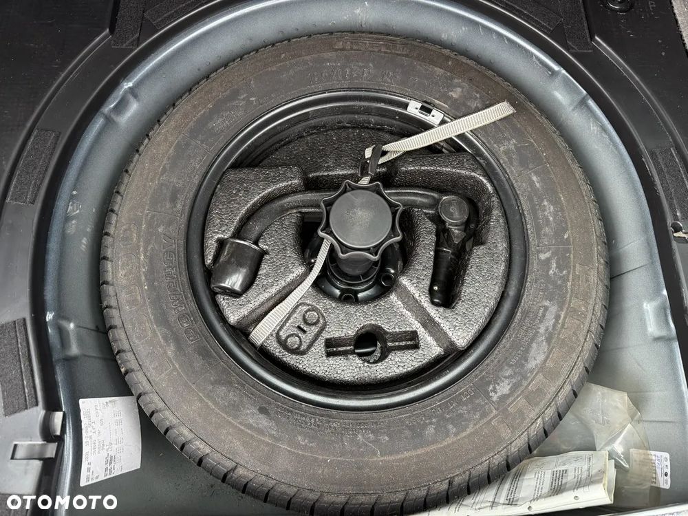 Volkswagen Passat 2.0 Comfortline - 32