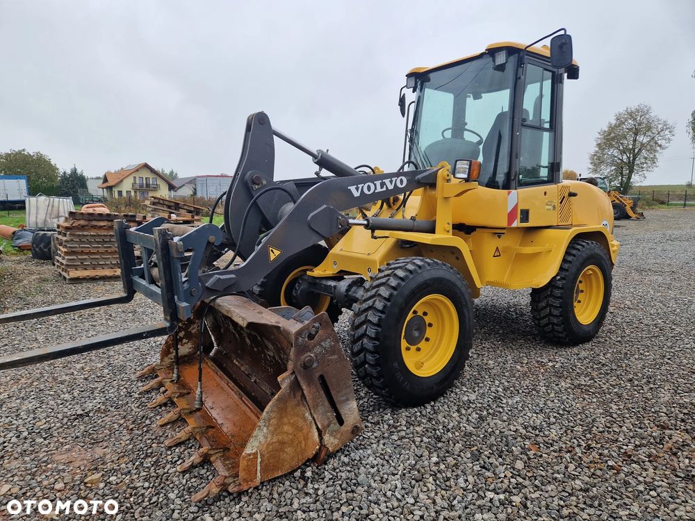 Volvo L30B Pro - 2