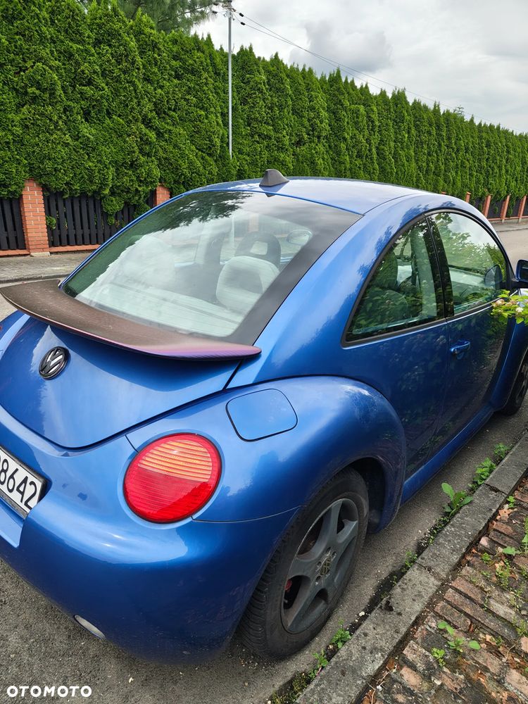 Volkswagen New Beetle 2.0 - 1
