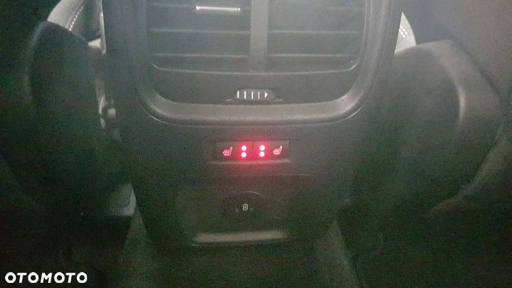 Ford Kuga - 18