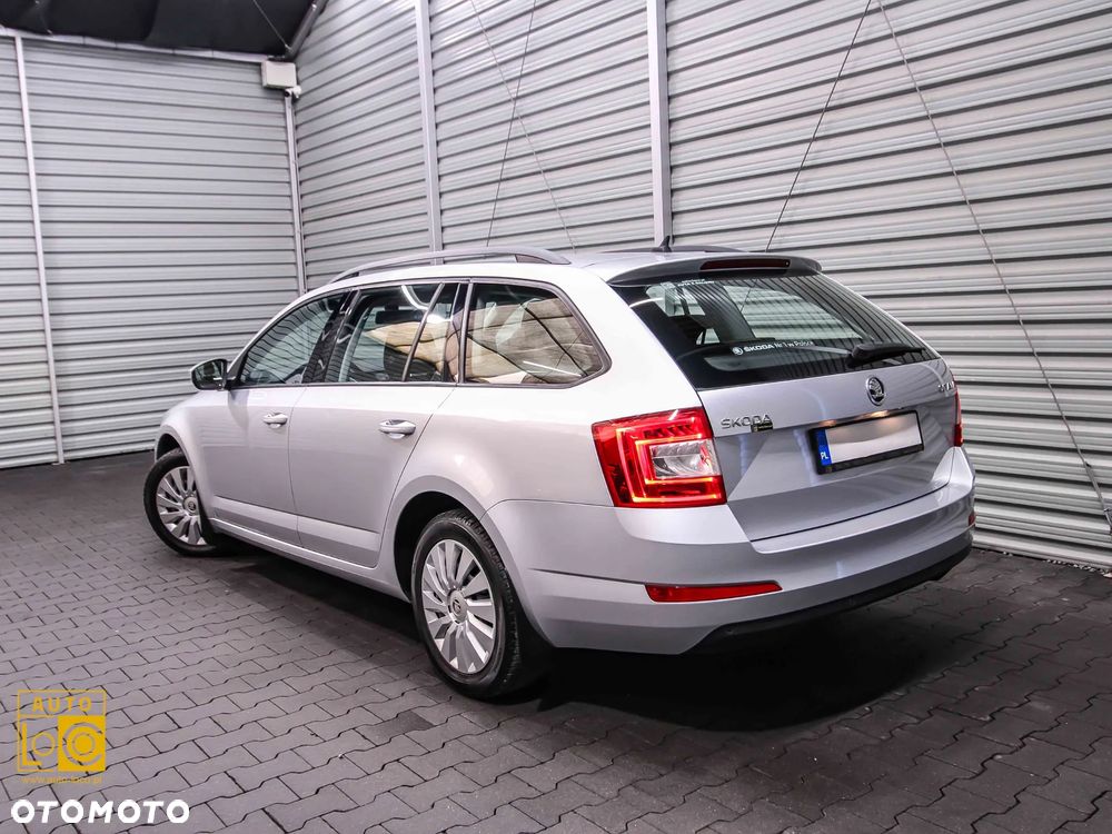 Skoda Octavia 1.6 TDI Ambition - 4