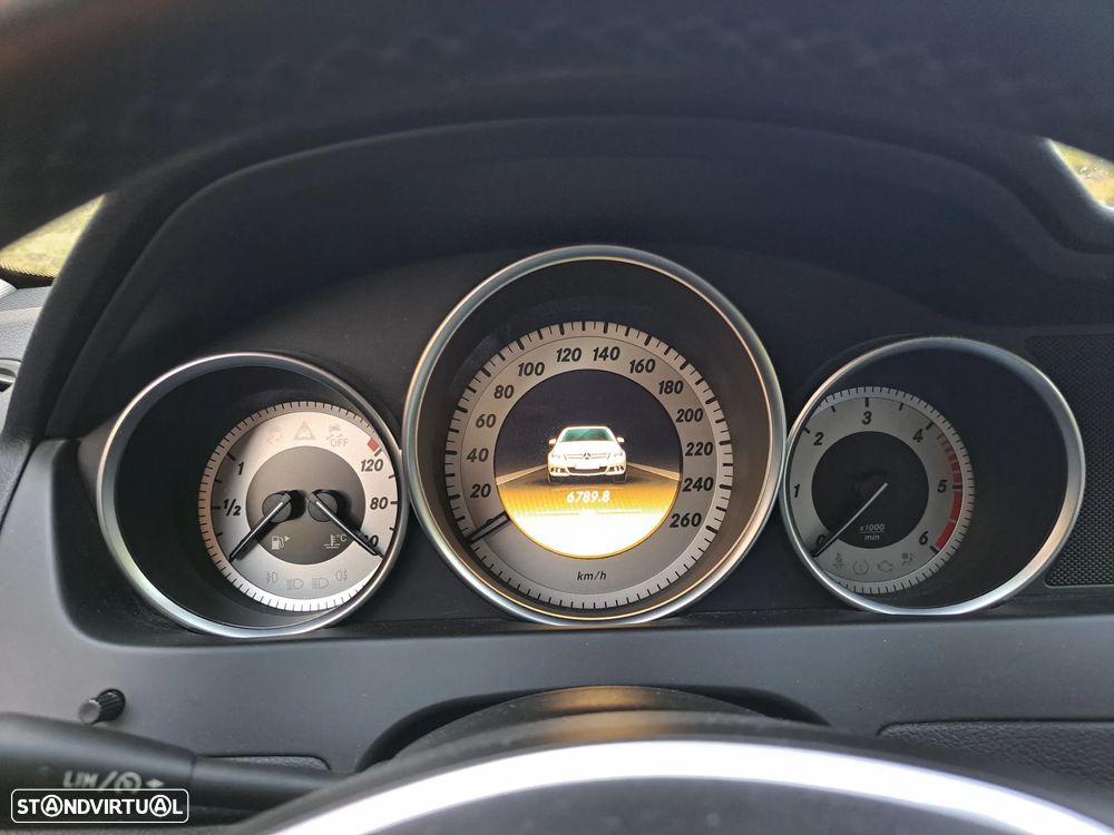Mercedes-Benz C 220 CDi Avantgarde BlueEfficiency - 17