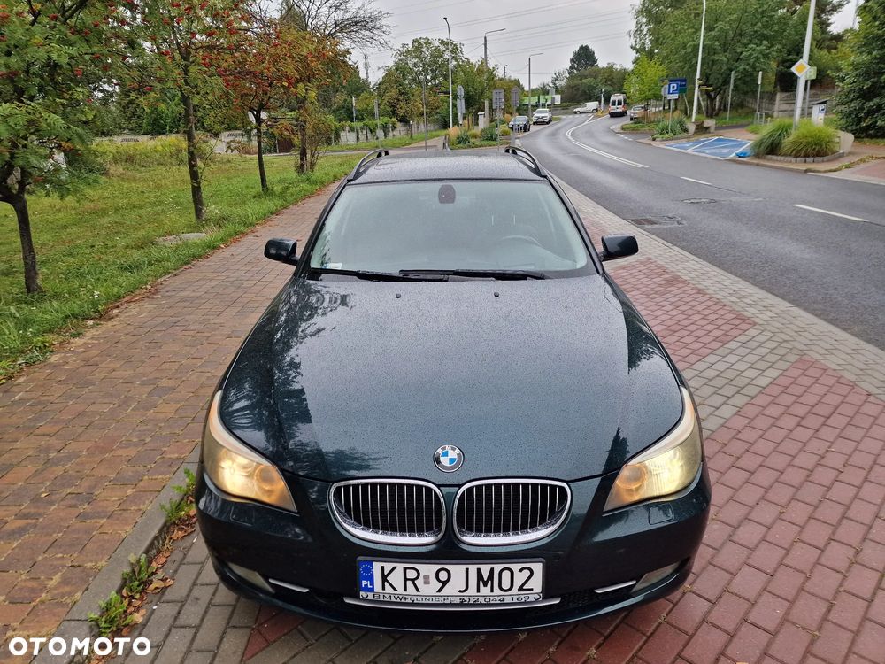 BMW Seria 5 530d xDrive Touring - 1