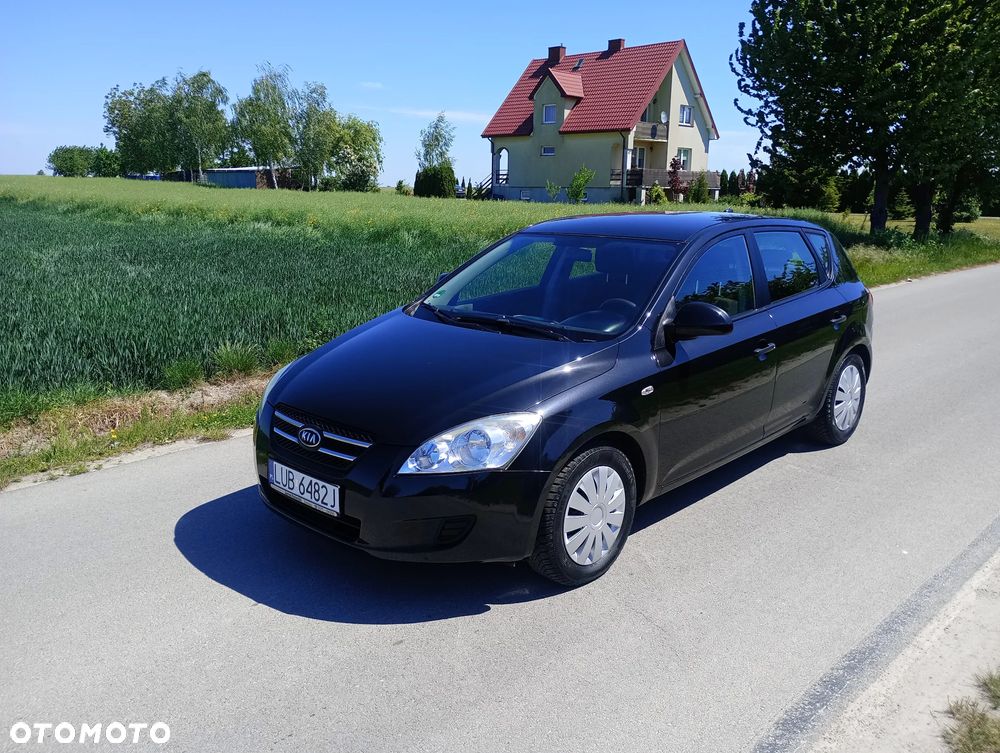 Kia Ceed 1.4 CVVT Attract - 12