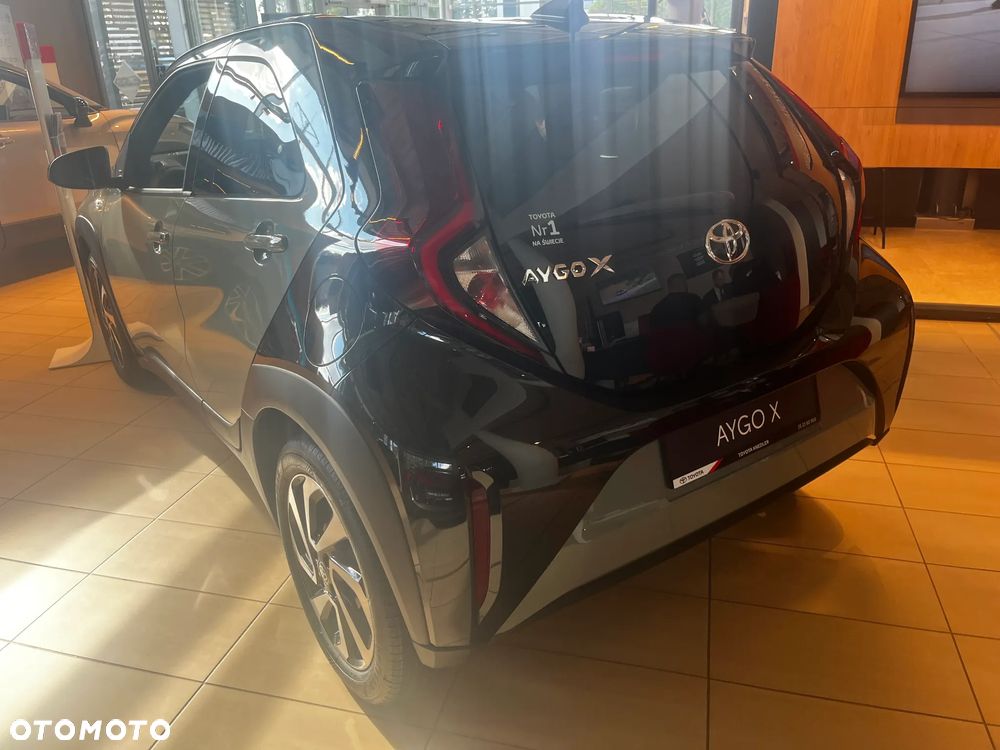 Toyota Aygo X 1.0 VVT-i Style - 4