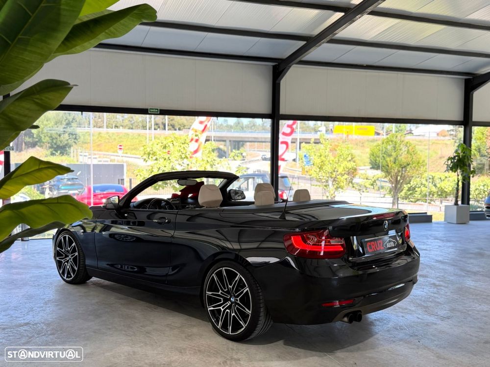 BMW 220 d Cabrio Pack M Auto - 9