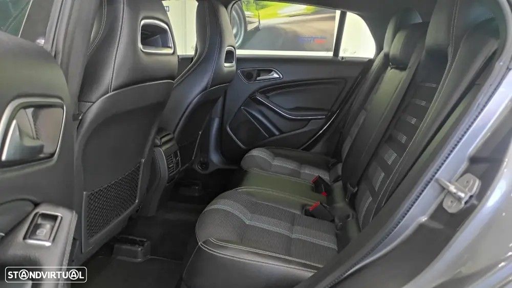 Mercedes-Benz CLA 200 d Shooting Brake AMG Line - 6