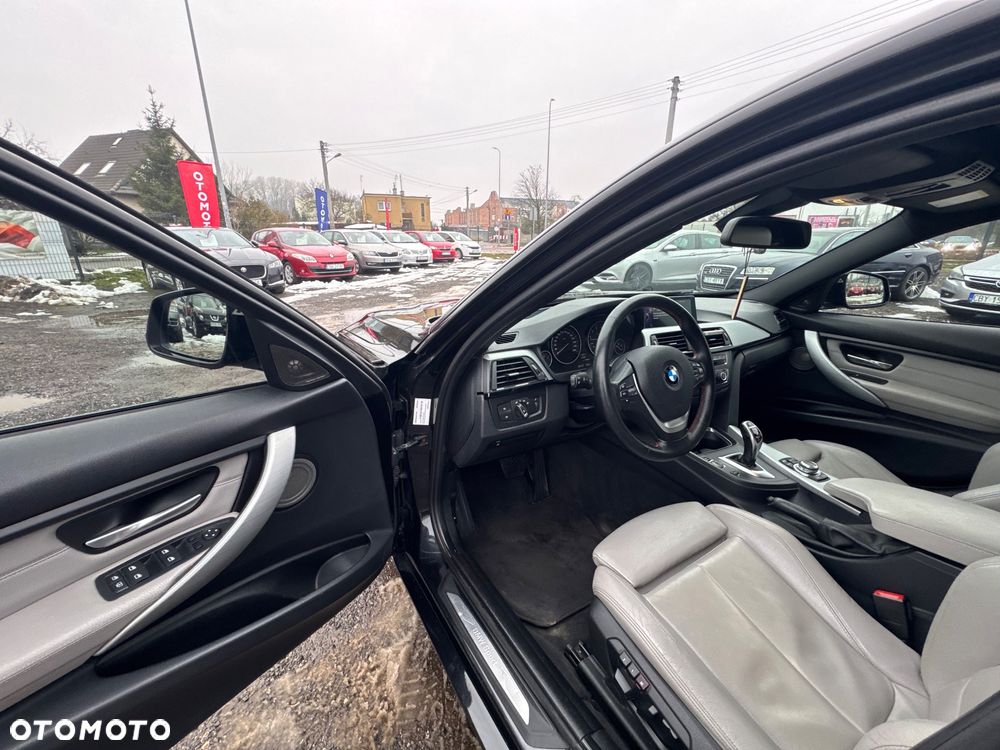 BMW Seria 3 335i xDrive Sport-Aut Sport Line - 5