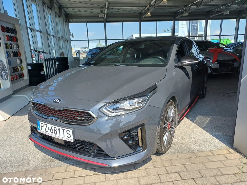 Kia ProCeed - 2