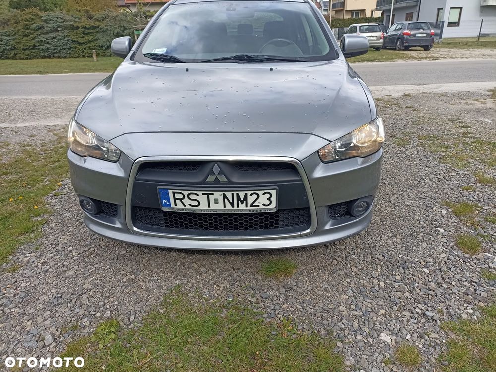 Mitsubishi Lancer 1.6 Invite - 11