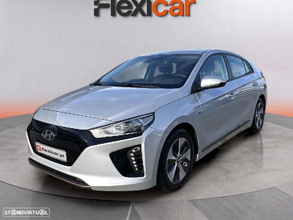 Hyundai Ioniq - 3
