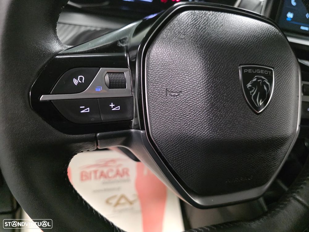 Peugeot 208 1.2 PureTech Style - 52