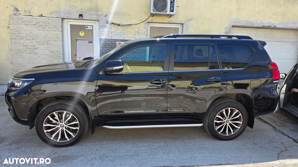 Toyota Land Cruiser 2.8l Turbo D-4D A/T Luxury - 2