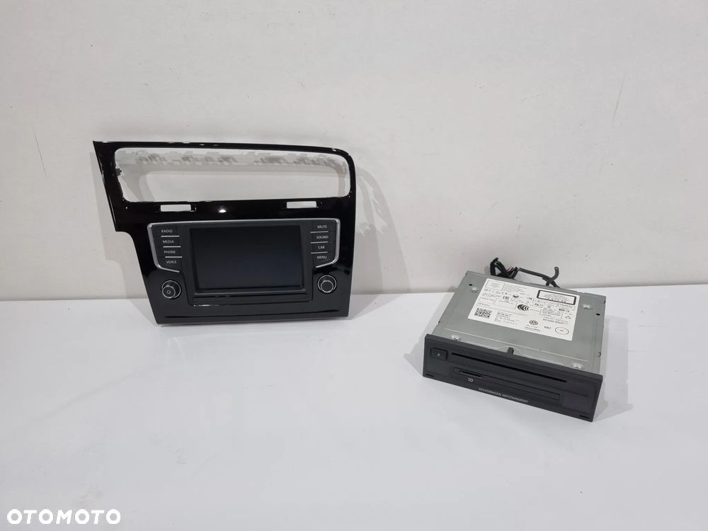 VW PASSAT B8 GOLF VII CZYTNIK MULTIMEDIA RADIO WYŚWIETLACZ 3Q0035840B 3G0919605B - 1