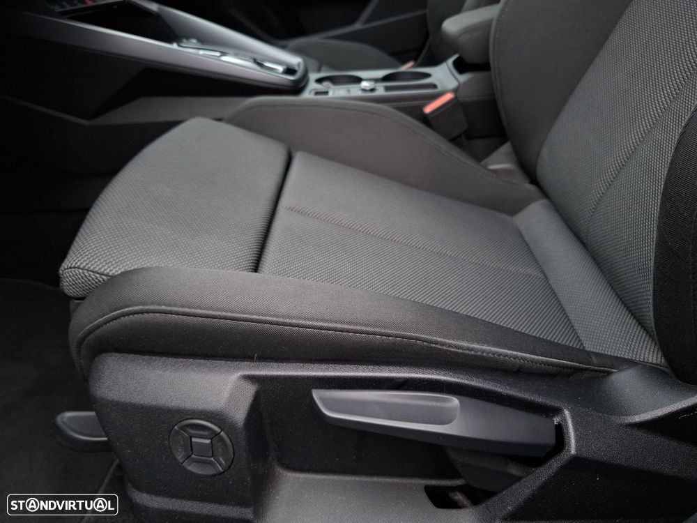 Audi A3 Sportback 30 TFSI Advanced S tronic — fotografia 12