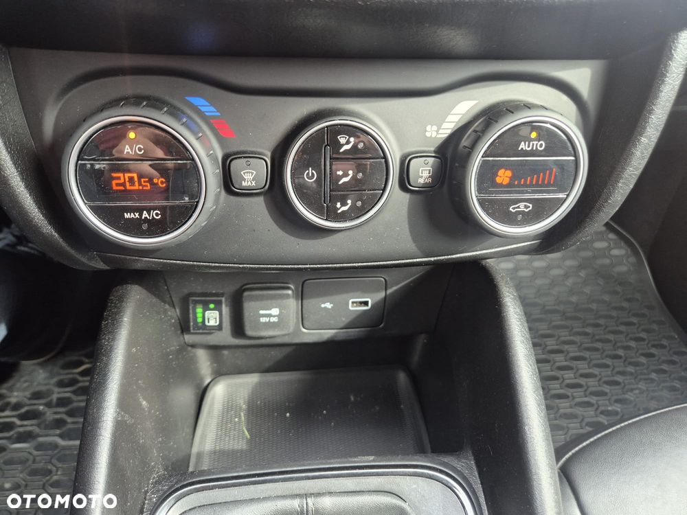 Fiat Tipo 1.4 T-Jet 16v Lounge - 18