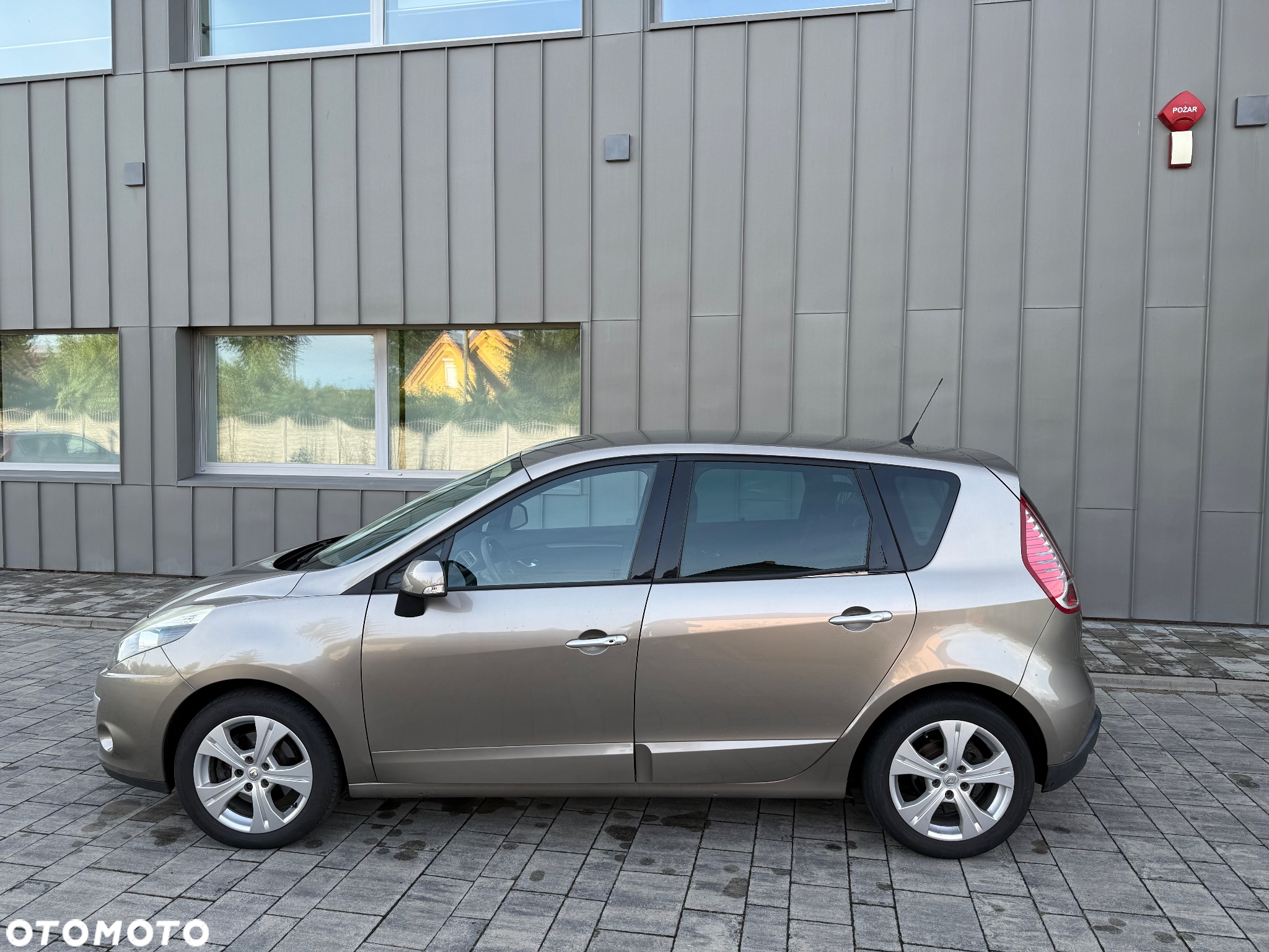 Renault Scenic 1.4 16V TCE Expression - 5