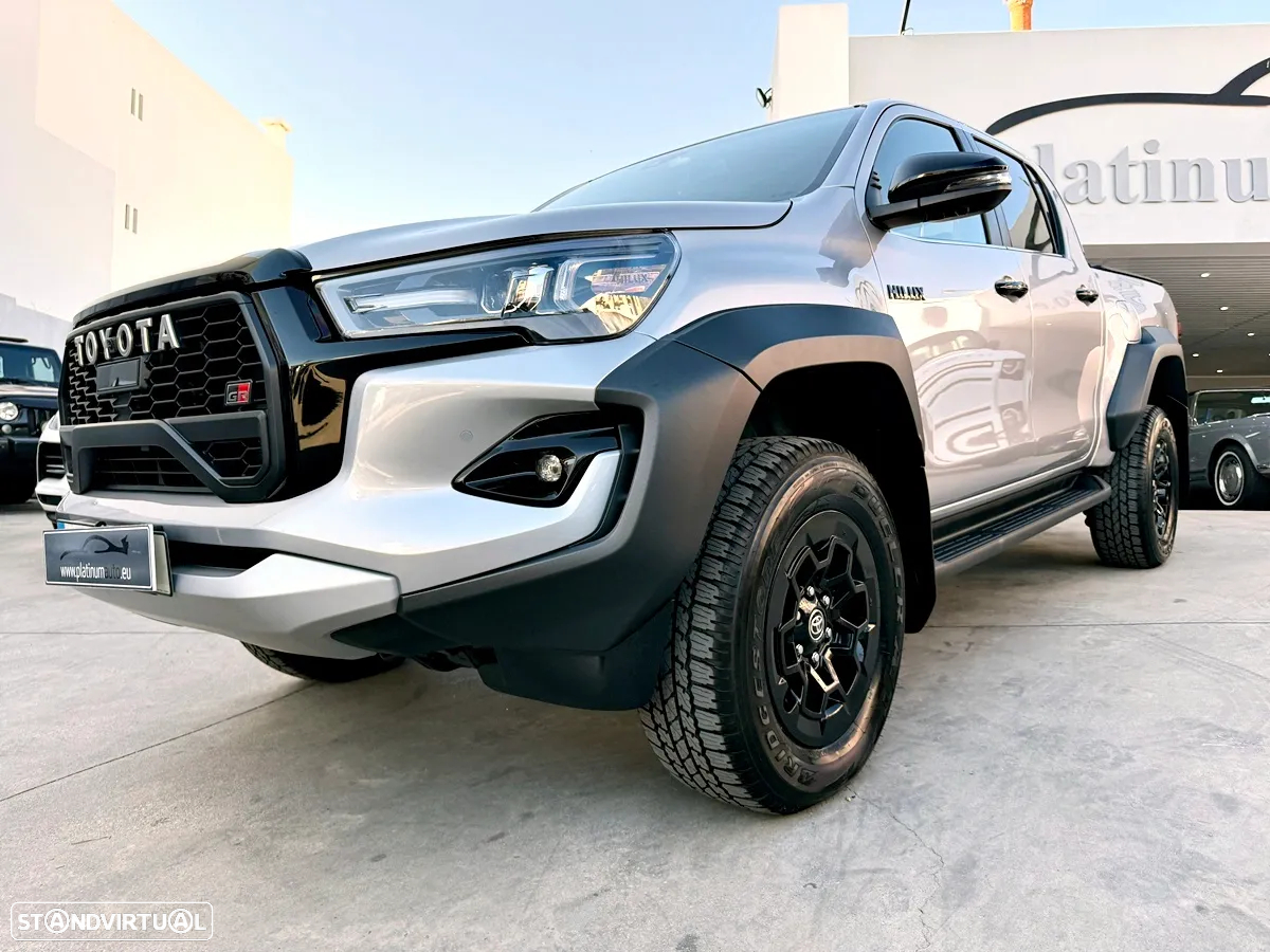 Toyota Hilux 2.8 D-4D 4WD GR Sport - 55