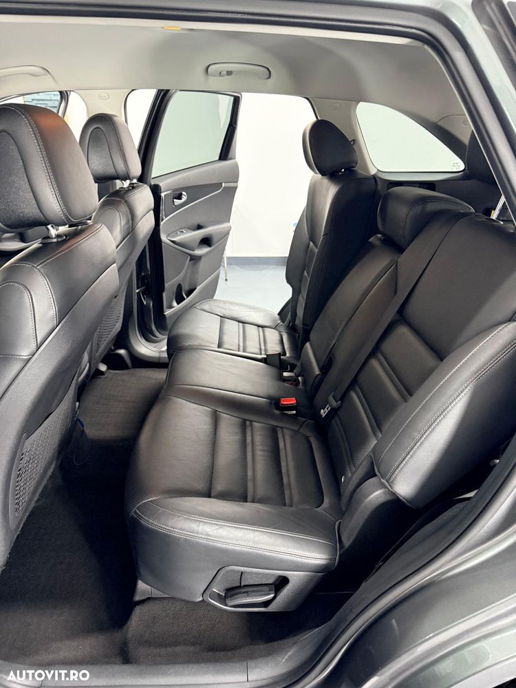 Kia Sorento 2.2 DSL 6AT 4x4 Cosmo - 19