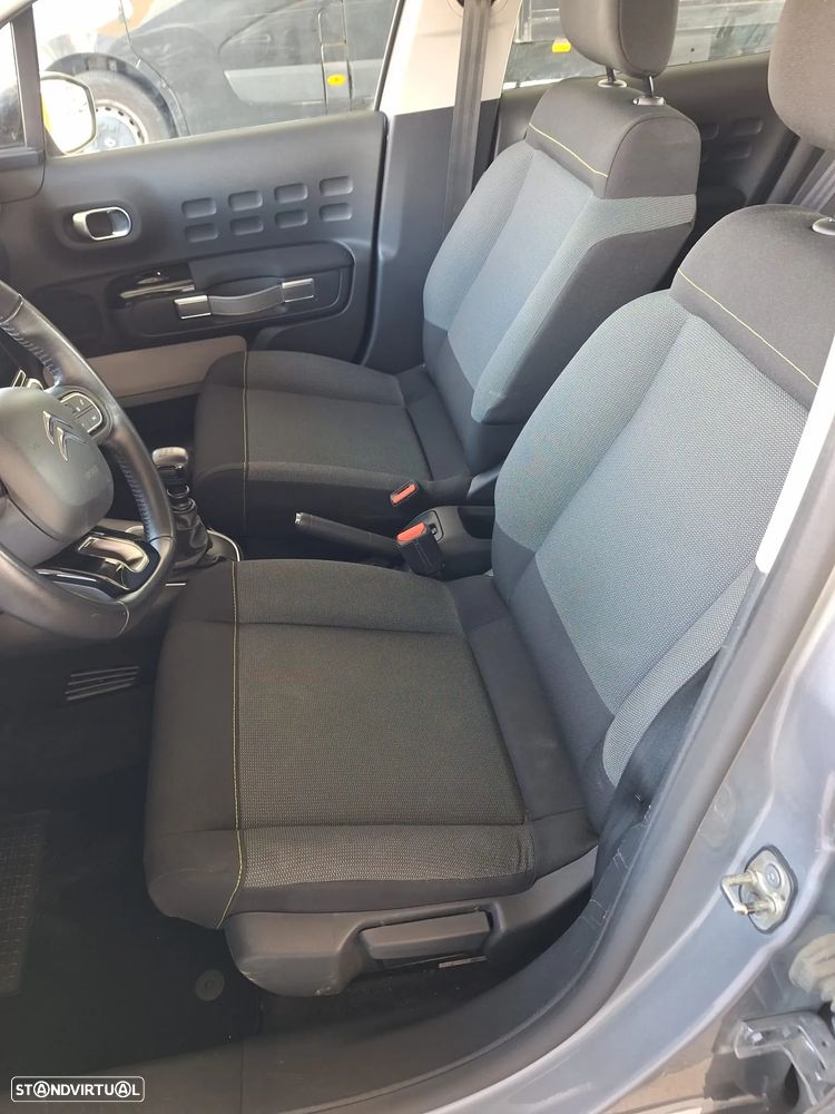 Citroën C3 1.2 PureTech Shine - 4