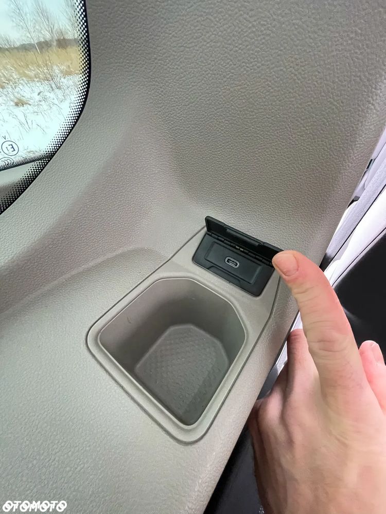 Volkswagen Multivan 1.4 TSI eHybrid PHEV 160kW L1 Life DSG - 21