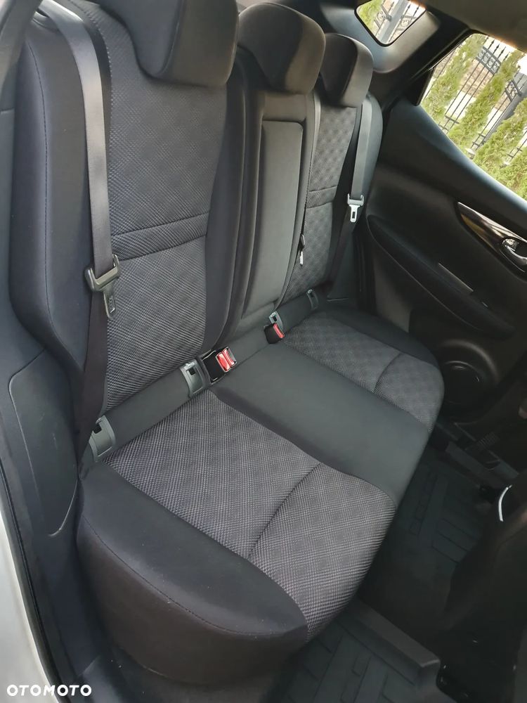 Nissan Qashqai 1.5 dCi Tekna - 23