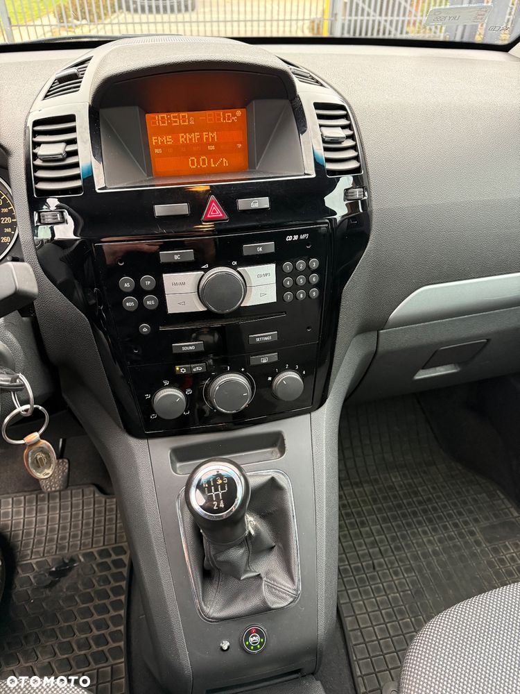 Opel Zafira 1.8 Family - 9