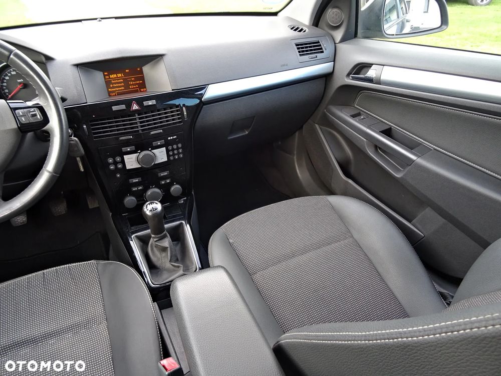 Opel Astra - 20