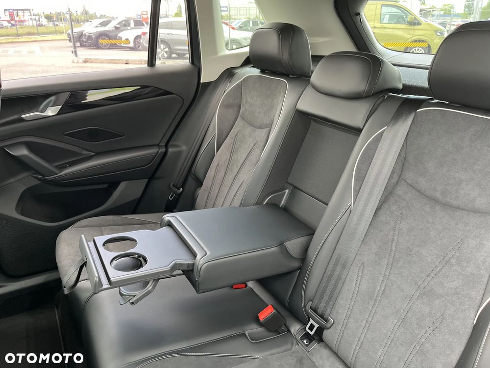 Volkswagen Tiguan 2.0 TDI Elegance DSG - 16