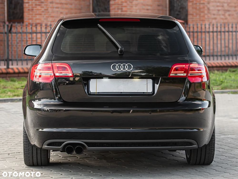 Audi A3 Sportback 1.8 TFSI S tronic S line Sportpaket - 11