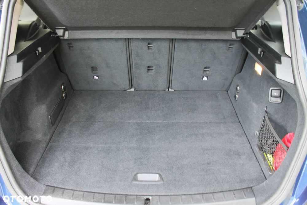 BMW Seria 2 216d - 21