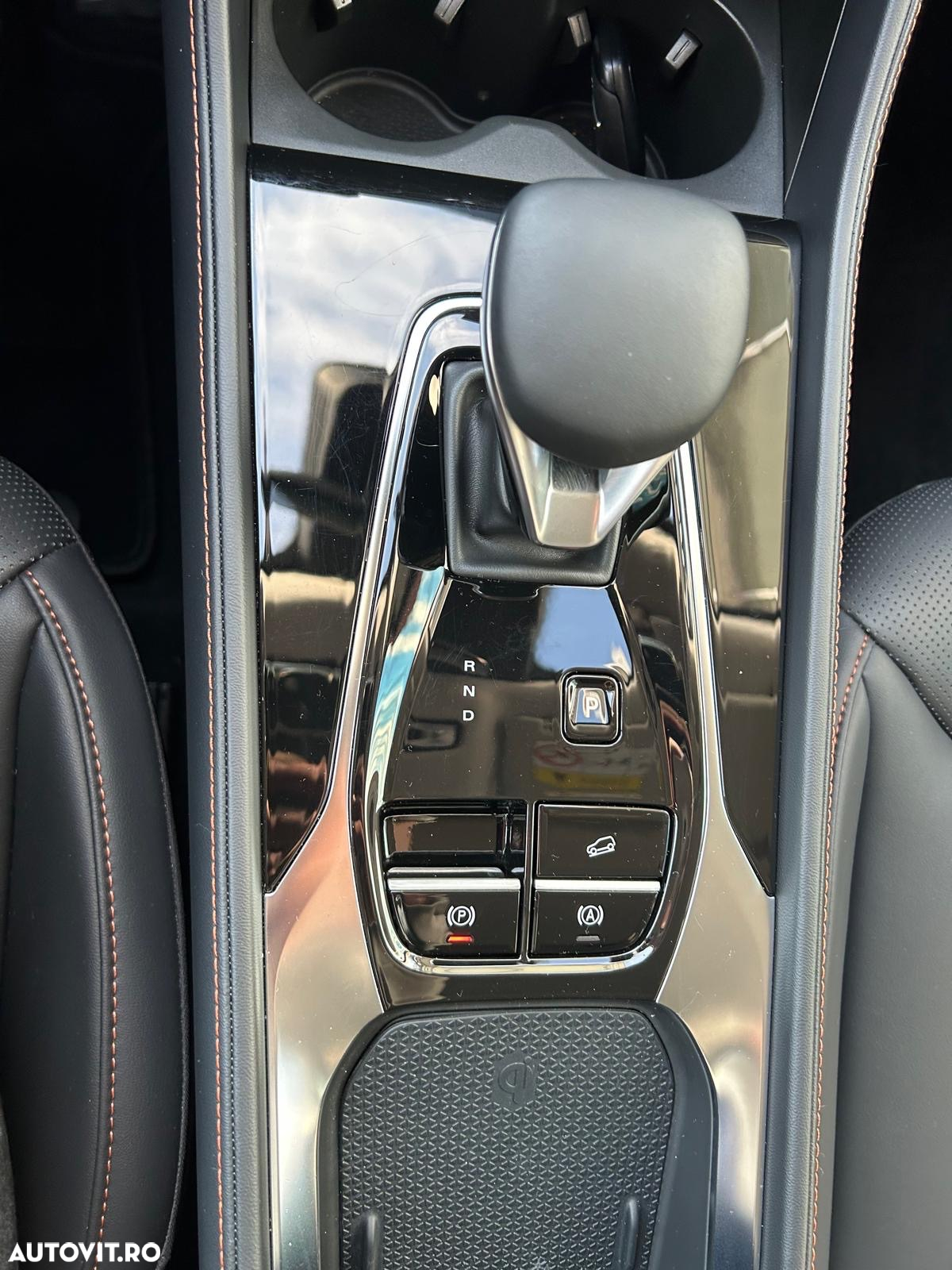 MG EHS 1.5 T-GDi AT PHEV Exclusive - 16