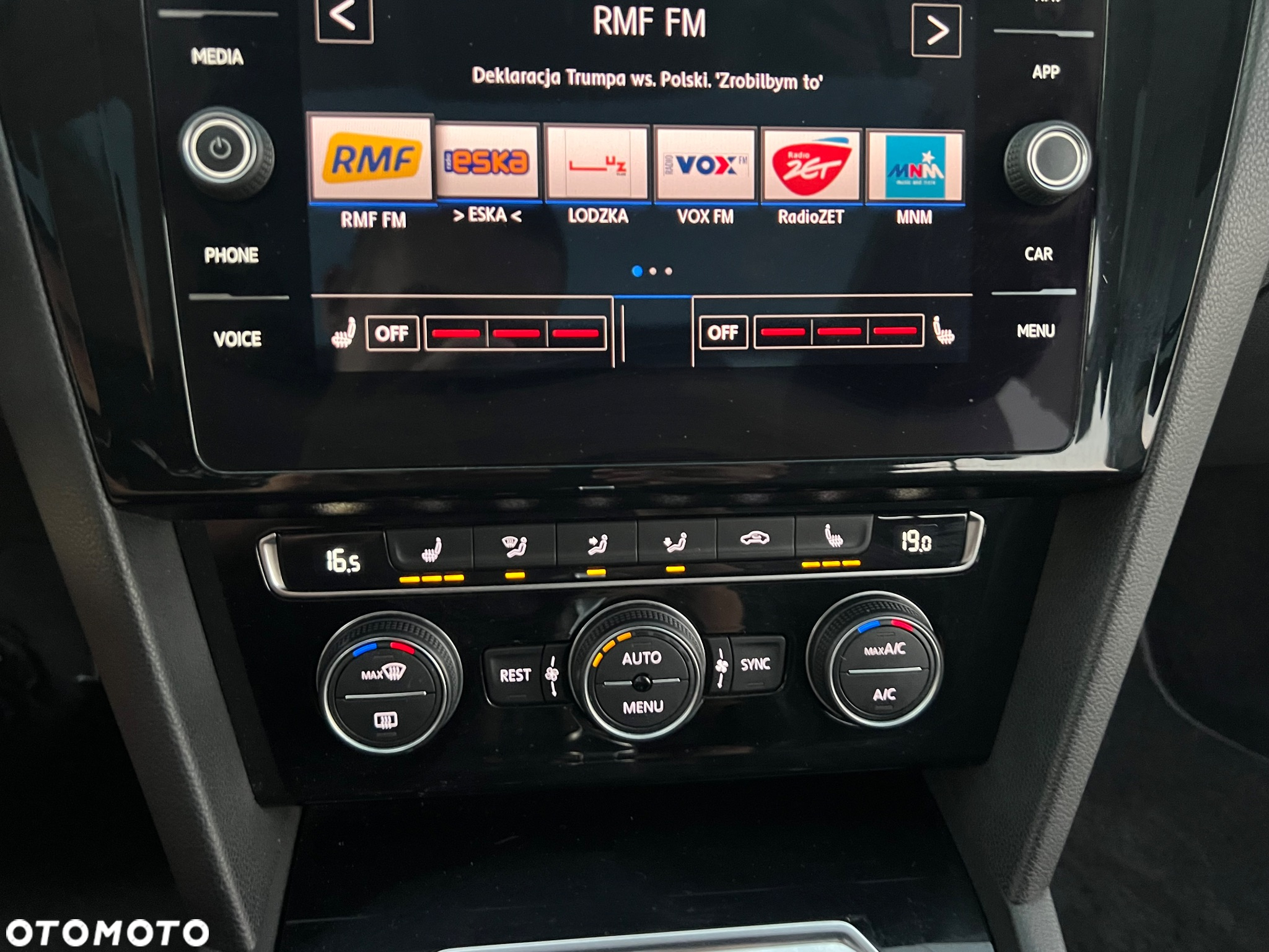 Volkswagen Passat 2.0 TDI BMT Highline DSG - 26