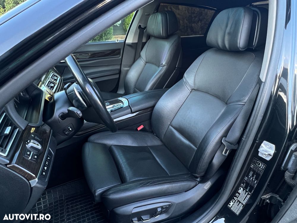BMW Seria 7 750d xDrive - 17