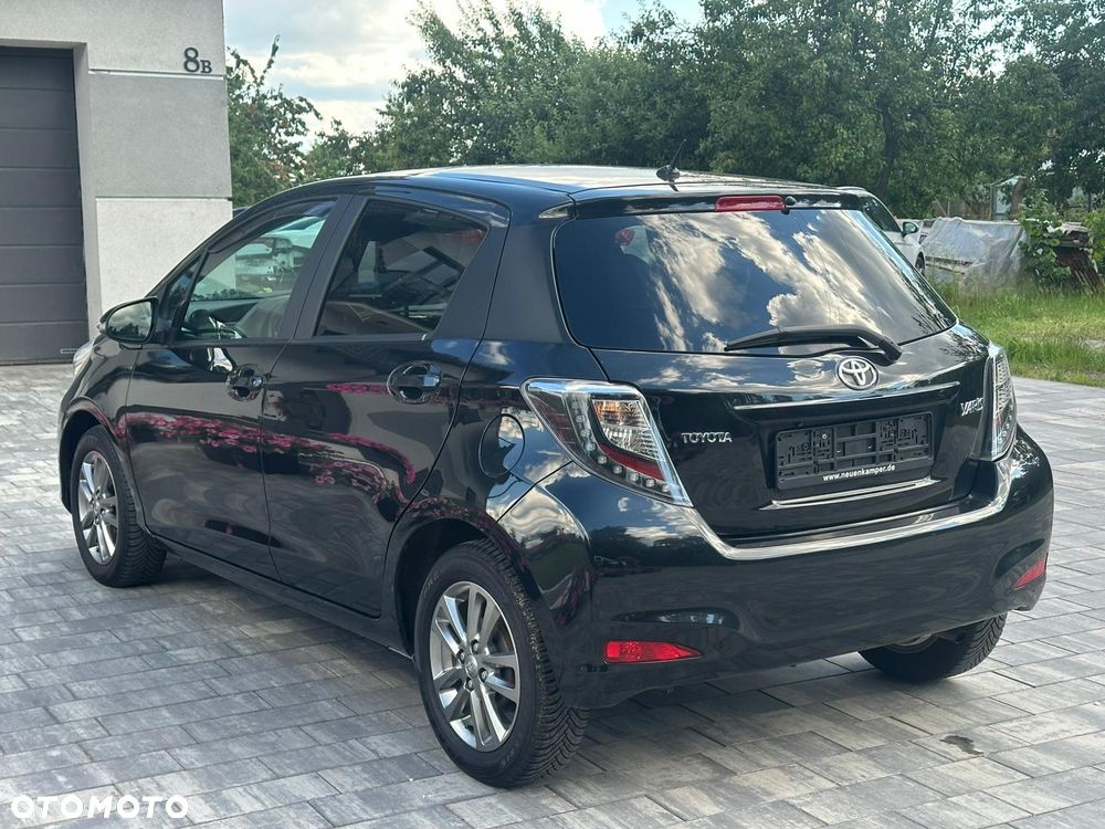 Toyota Yaris - 5