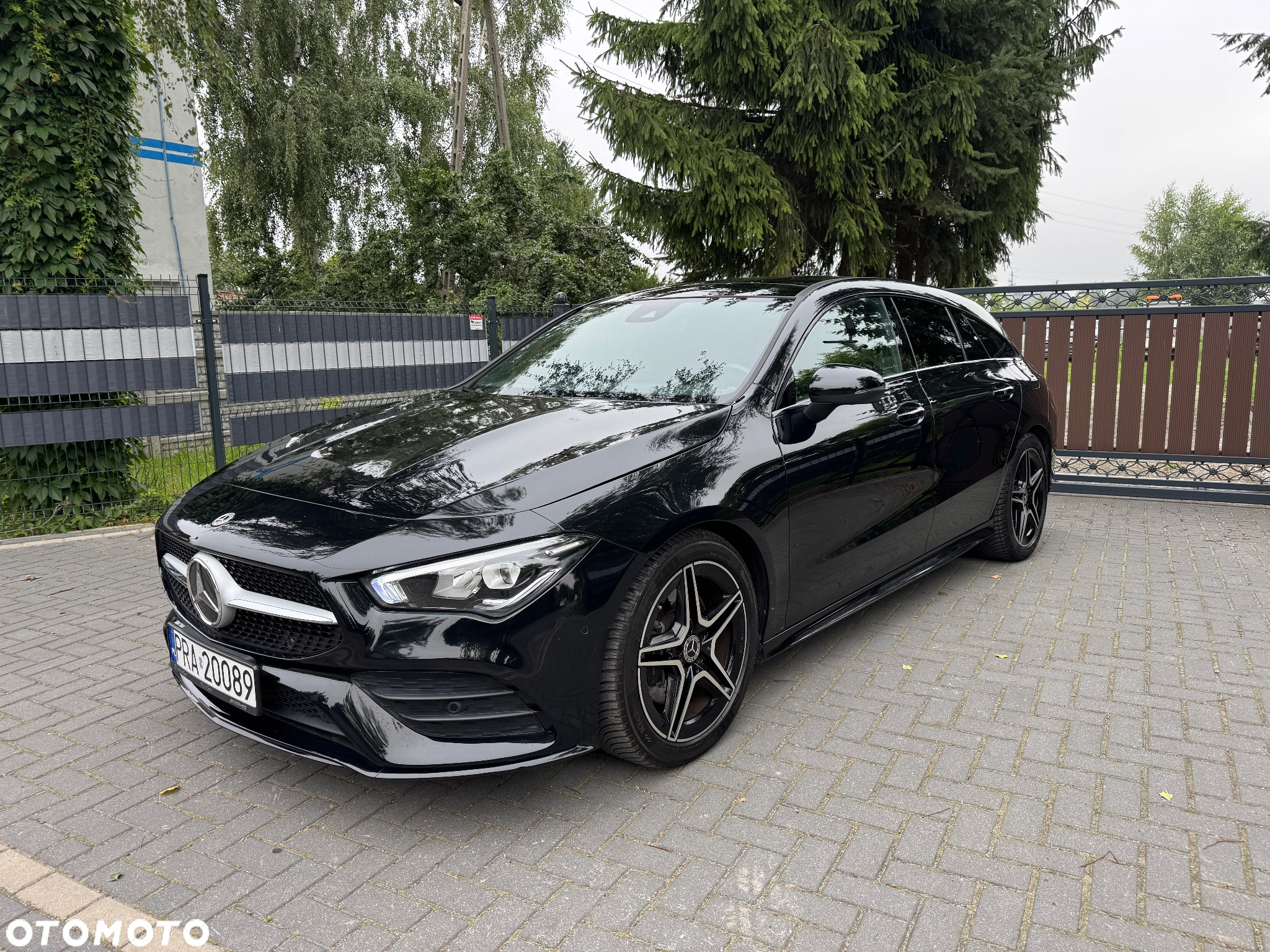 Mercedes-Benz CLA 200 d Shooting Brake 8G-DCT Edition AMG Line - 3
