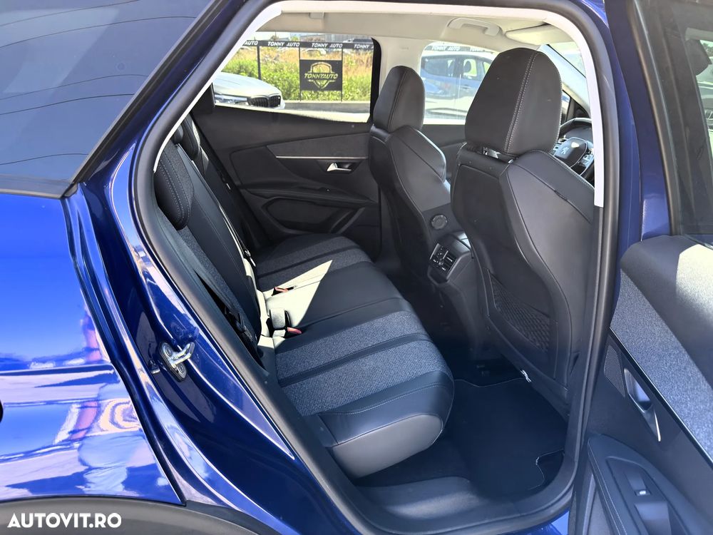 Peugeot 3008 PureTech 130 Stop & Start GPF EAT8 Active Business-Paket - 28