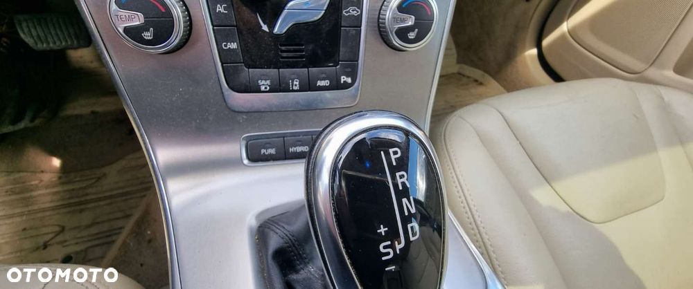 Volvo V60 - 16