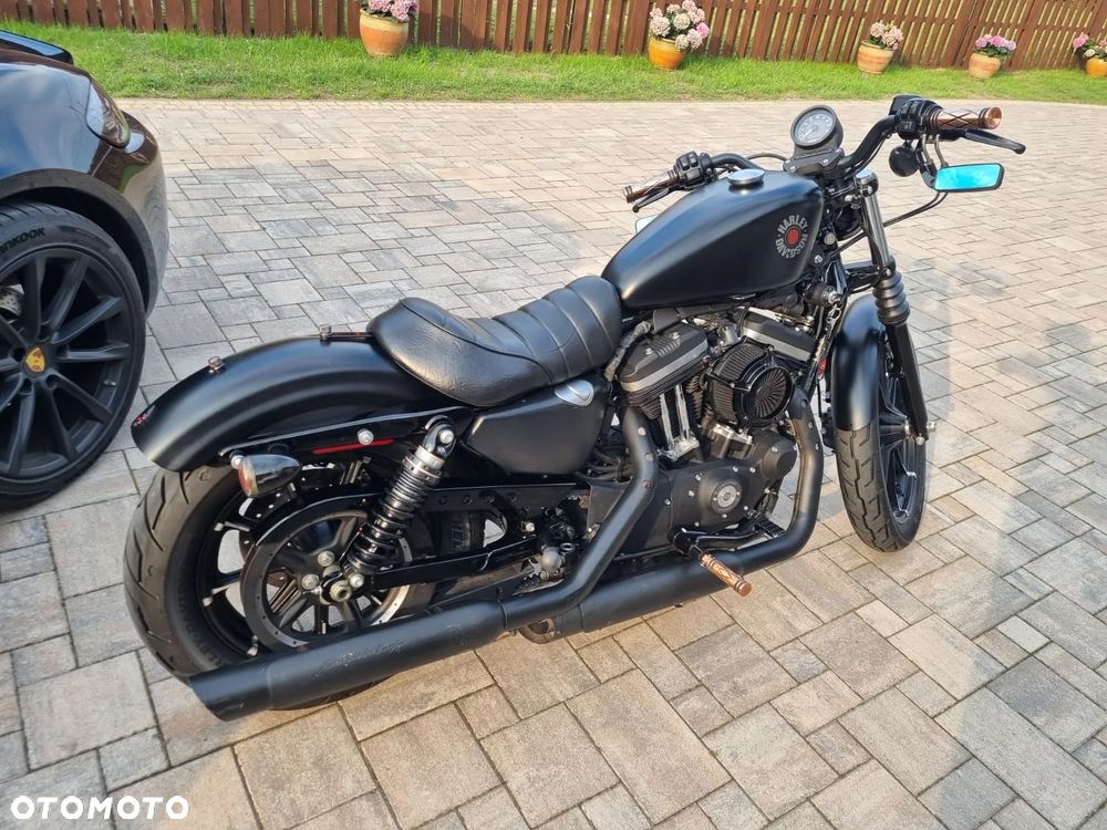 Harley-Davidson Sportster Iron 883 - 9